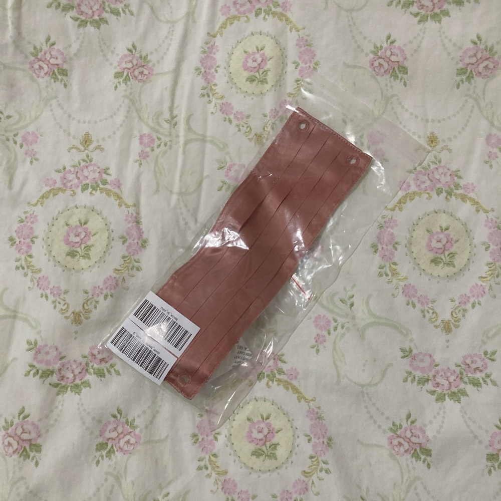 Senreve Silk Face Mask in Ash Rose